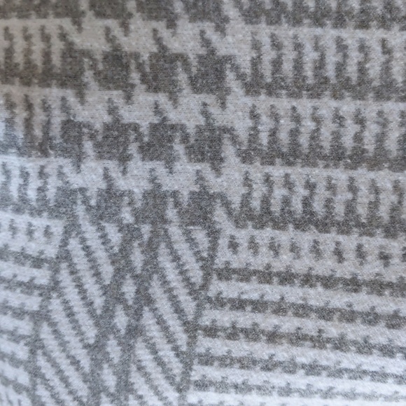 Max Studio - Picture 3 of 5